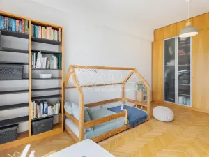 Prodej bytu 2+1, Praha - Žižkov, Biskupcova, 82 m2