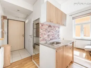 Prodej bytu 1+1, Praha - Libeň, Zenklova, 30 m2