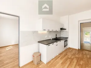 Prodej rodinného domu, Plzeň - Doudlevce, Zborovská, 200 m2