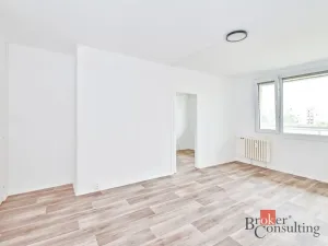 Pronájem bytu 3+1, Praha - Horní Měcholupy, Parmská, 80 m2