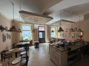 Pronájem restaurace, Praha - Vinohrady, Rumunská, 300 m2