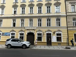 Pronájem restaurace, Praha - Vinohrady, Rumunská, 300 m2