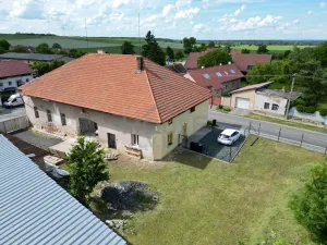 Prodej komerčního pozemku, Hořany, 563 m2