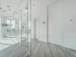 Pronájem kanceláře, Praha - Stodůlky, Za Lužinami, 96 m2