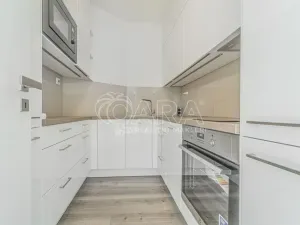 Pronájem kanceláře, Praha - Stodůlky, Za Lužinami, 96 m2