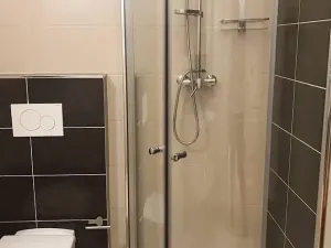 Pronájem bytu 1+kk, Praha - Smíchov, 27 m2