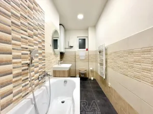 Pronájem bytu 2+kk, Náchod, Žižkova, 48 m2
