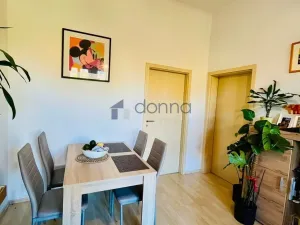 Pronájem bytu 2+kk, Praha, Neklanova, 50 m2