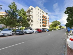 Pronájem bytu 1+kk, Praha - Strašnice, Janýrova, 37 m2