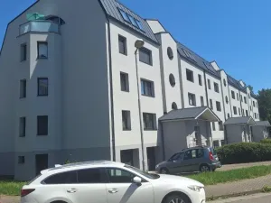 Pronájem bytu 3+1, Pardubice, Na Labišti, 87 m2