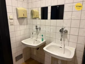 Pronájem kanceláře, Frýdek-Místek, Zámecké nám., 24 m2