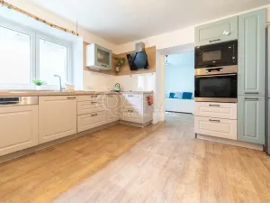 Pronájem rodinného domu, Dolní Bezděkov, 180 m2