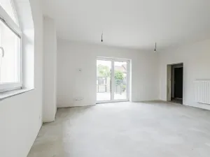 Prodej bytu 3+1, Buštěhrad, Topolová, 106 m2