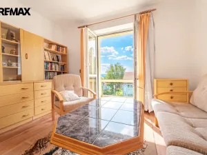 Prodej bytu 3+1, Mníšek pod Brdy, 5. května, 55 m2