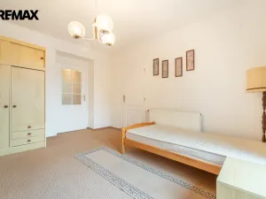 Prodej bytu 3+1, Mníšek pod Brdy, 5. května, 55 m2