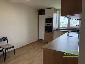 Pronájem bytu 2+1, Olomouc, Matěje z Janova, 45 m2