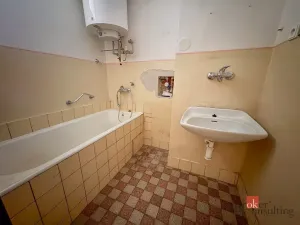 Prodej bytu 2+1, Janovice nad Úhlavou, Sídliště, 59 m2
