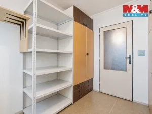 Prodej bytu 2+1, Kralupy nad Vltavou - Lobeček, Krakovská, 40 m2