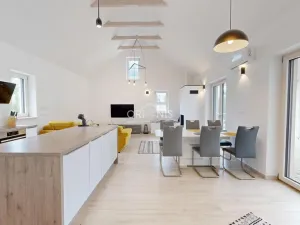 Prodej rodinného domu, Nečtiny - Leopoldov, 160 m2