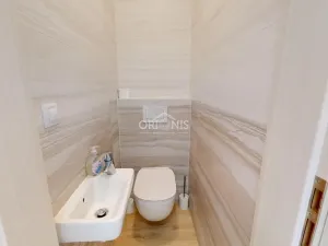 Prodej rodinného domu, Nečtiny - Leopoldov, 160 m2