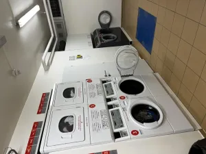 Pronájem bytu 1+kk, Praha - Střížkov, Děčínská, 12 m2