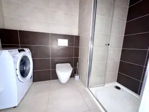Pronájem bytu 1+kk, Praha - Smíchov, Plzeňská, 25 m2