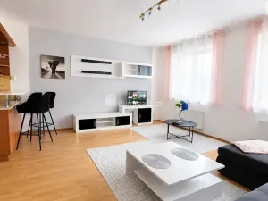Pronájem bytu 2+kk, Praha - Dolní Chabry, Spořická, 56 m2