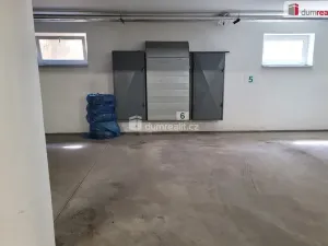 Pronájem bytu 2+kk, Praha - Dolní Chabry, Spořická, 56 m2