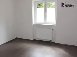 Pronájem bytu 3+1, Kynšperk nad Ohří, Zámecká, 60 m2
