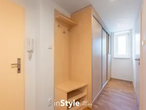 Pronájem bytu 2+1, Uherské Hradiště, Boženy Němcové, 57 m2
