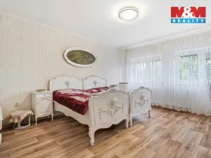 Prodej rodinného domu, Kněžmost - Koprník, 250 m2
