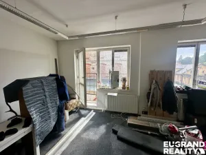 Pronájem výrobních prostor, Varnsdorf, Žilinská, 2400 m2