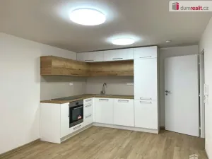 Pronájem bytu 2+kk, Zlín, Sadová, 53 m2