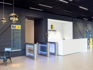 Pronájem kanceláře, Praha - Karlín, Sokolovská, 337 m2