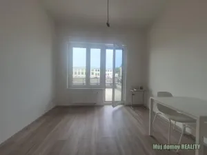 Pronájem bytu 2+kk, Praha - Hostivař, Arnošta Staňka, 31 m2