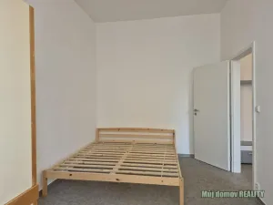 Pronájem bytu 2+kk, Praha - Kbely, Luštěnická, 48 m2