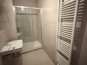 Prodej bytu 2+kk, Praha - Hlubočepy, Divíškové, 47 m2