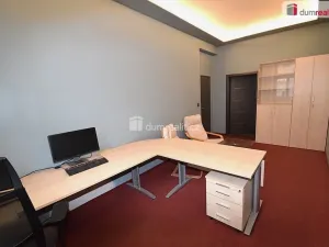Pronájem kanceláře, Praha - Smíchov, Radlická, 60 m2
