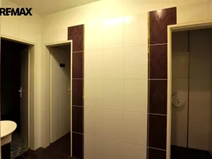 Pronájem obchodního prostoru, Kopřivnice, Záhumenní, 218 m2