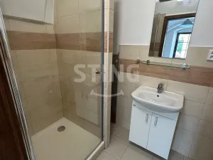 Pronájem bytu 2+kk, Sezemice, Tyršovo náměstí, 43 m2