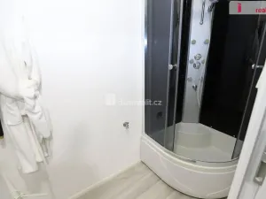 Prodej obchodního prostoru, Praha - Libeň, 58 m2