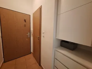 Pronájem bytu 2+1, Brno - Židenice, Kosmákova, 48 m2