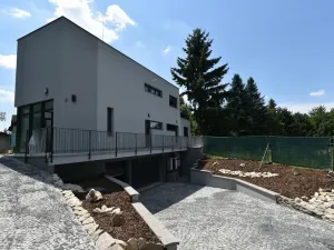 Pronájem bytu 3+kk, Praha - Petrovice, Dieselova, 80 m2