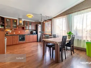 Prodej rodinného domu, České Budějovice - České Budějovice 6, Mayerova, 269 m2