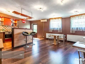 Prodej rodinného domu, České Budějovice - České Budějovice 6, Mayerova, 269 m2