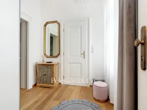 Pronájem bytu 2+kk, Praha - Smíchov, Plzeňská, 51 m2