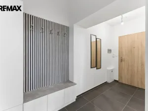 Prodej bytu 4+kk, Stěžery, Zámecká, 110 m2