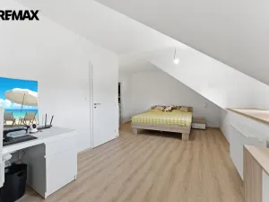 Prodej bytu 4+kk, Stěžery, Zámecká, 110 m2
