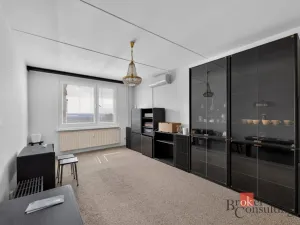 Prodej bytu 4+1, Plzeň - Bolevec, Manětínská, 102 m2