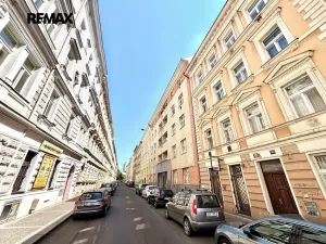 Pronájem bytu 2+kk, Praha - Vyšehrad, Neklanova, 57 m2